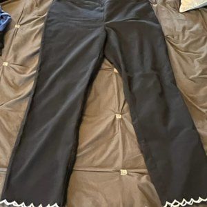 Van Heusen Navy Blue Capris pants with White detail on leg - Sz S